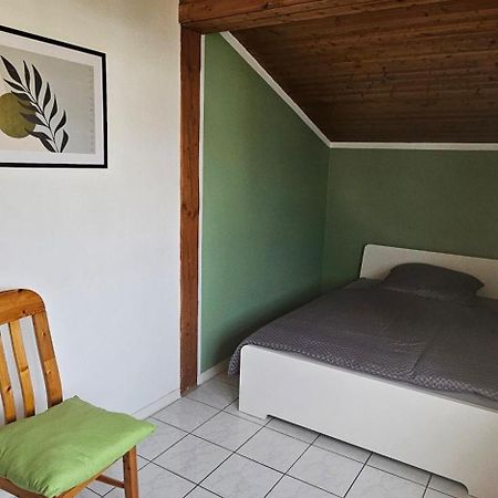 Schoene Zimmer Am Langenselbolder Dreieck A 45 A 66 Neuberg المظهر الخارجي الصورة